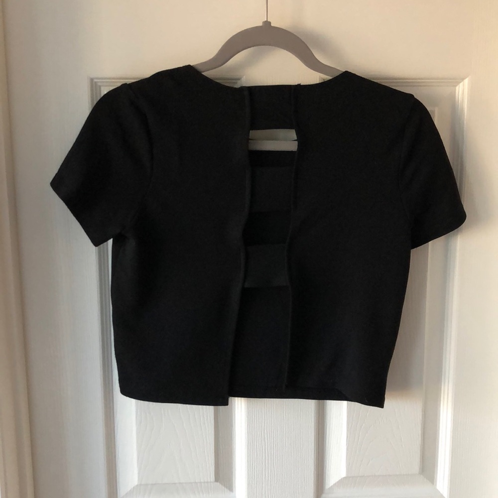Black crop top